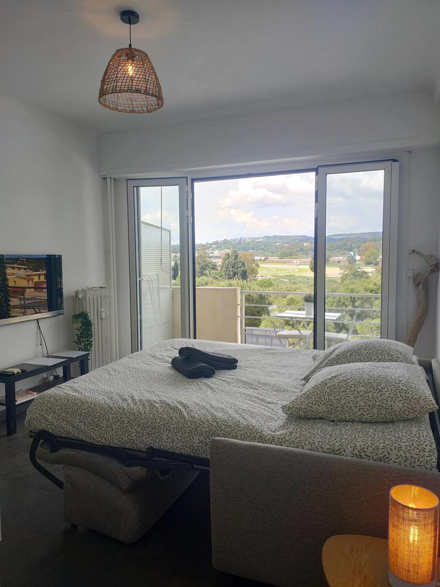 Appartement Vue Mer Кань-сюр-Мер Екстер'єр фото
